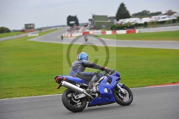Motorcycle action photographs;Ty croes;anglesey;anglesey photographs;event digital images;eventdigitalimages;no limits trackday;peter wileman photography;trac mon;trackday;trackday digital images;trackday photos