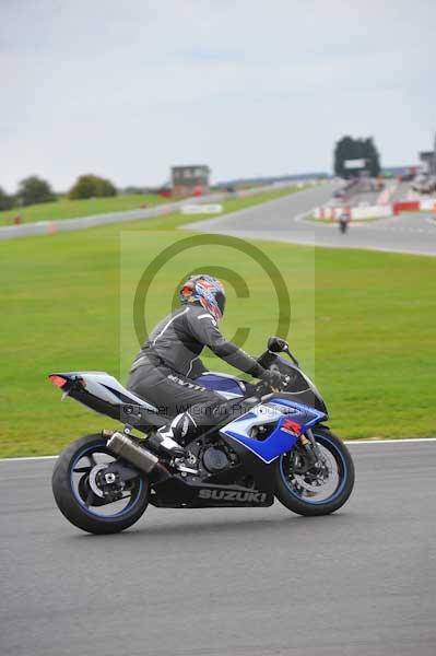 Motorcycle action photographs;Ty croes;anglesey;anglesey photographs;event digital images;eventdigitalimages;no limits trackday;peter wileman photography;trac mon;trackday;trackday digital images;trackday photos
