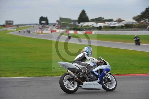 Motorcycle action photographs;Ty croes;anglesey;anglesey photographs;event digital images;eventdigitalimages;no limits trackday;peter wileman photography;trac mon;trackday;trackday digital images;trackday photos