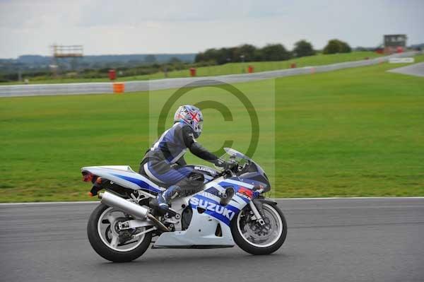 Motorcycle action photographs;Ty croes;anglesey;anglesey photographs;event digital images;eventdigitalimages;no limits trackday;peter wileman photography;trac mon;trackday;trackday digital images;trackday photos