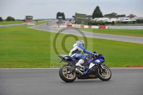 Motorcycle action photographs;Ty croes;anglesey;anglesey photographs;event digital images;eventdigitalimages;no limits trackday;peter wileman photography;trac mon;trackday;trackday digital images;trackday photos