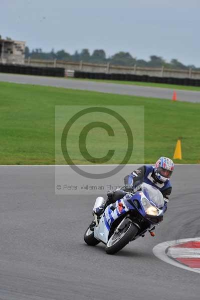 Motorcycle action photographs;Ty croes;anglesey;anglesey photographs;event digital images;eventdigitalimages;no limits trackday;peter wileman photography;trac mon;trackday;trackday digital images;trackday photos