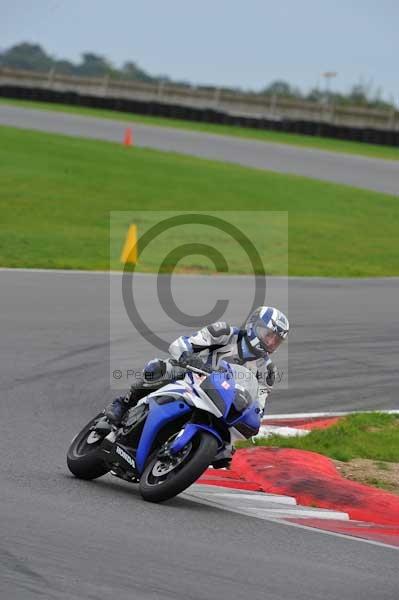 Motorcycle action photographs;Ty croes;anglesey;anglesey photographs;event digital images;eventdigitalimages;no limits trackday;peter wileman photography;trac mon;trackday;trackday digital images;trackday photos
