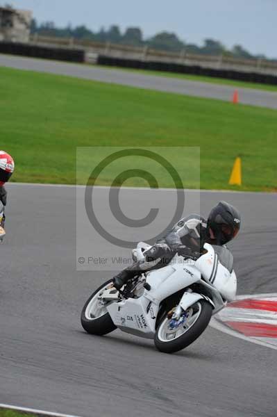 Motorcycle action photographs;Ty croes;anglesey;anglesey photographs;event digital images;eventdigitalimages;no limits trackday;peter wileman photography;trac mon;trackday;trackday digital images;trackday photos