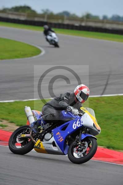 Motorcycle action photographs;Ty croes;anglesey;anglesey photographs;event digital images;eventdigitalimages;no limits trackday;peter wileman photography;trac mon;trackday;trackday digital images;trackday photos