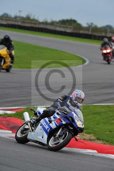 Motorcycle action photographs;Ty croes;anglesey;anglesey photographs;event digital images;eventdigitalimages;no limits trackday;peter wileman photography;trac mon;trackday;trackday digital images;trackday photos