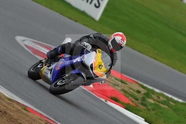 Motorcycle action photographs;Ty croes;anglesey;anglesey photographs;event digital images;eventdigitalimages;no limits trackday;peter wileman photography;trac mon;trackday;trackday digital images;trackday photos