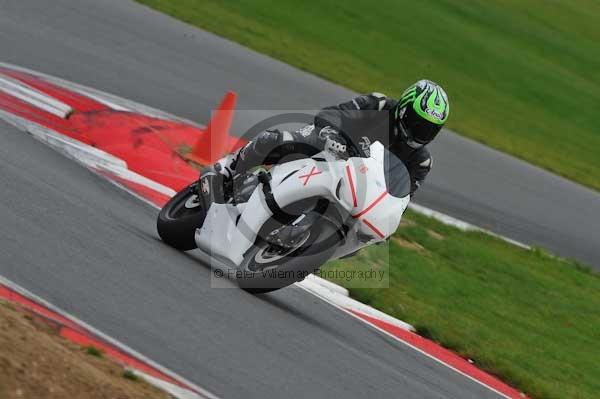 Motorcycle action photographs;Ty croes;anglesey;anglesey photographs;event digital images;eventdigitalimages;no limits trackday;peter wileman photography;trac mon;trackday;trackday digital images;trackday photos