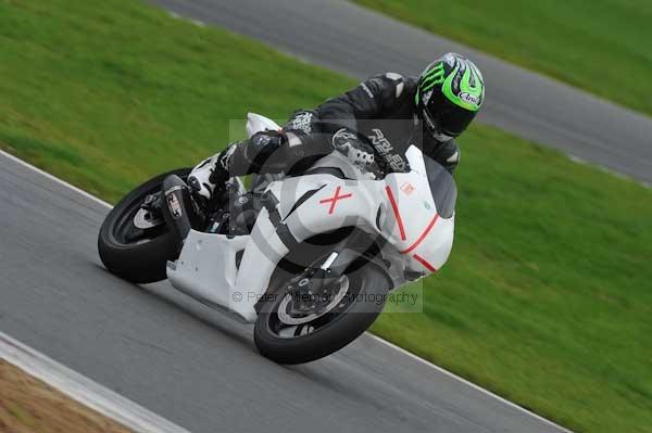 Motorcycle action photographs;Ty croes;anglesey;anglesey photographs;event digital images;eventdigitalimages;no limits trackday;peter wileman photography;trac mon;trackday;trackday digital images;trackday photos