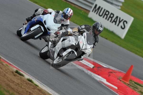 Motorcycle action photographs;Ty croes;anglesey;anglesey photographs;event digital images;eventdigitalimages;no limits trackday;peter wileman photography;trac mon;trackday;trackday digital images;trackday photos