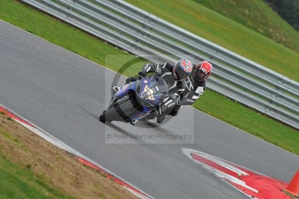 Motorcycle action photographs;Ty croes;anglesey;anglesey photographs;event digital images;eventdigitalimages;no limits trackday;peter wileman photography;trac mon;trackday;trackday digital images;trackday photos