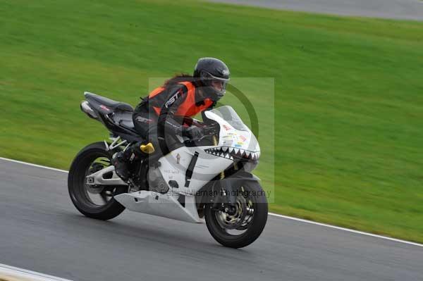 Motorcycle action photographs;Ty croes;anglesey;anglesey photographs;event digital images;eventdigitalimages;no limits trackday;peter wileman photography;trac mon;trackday;trackday digital images;trackday photos