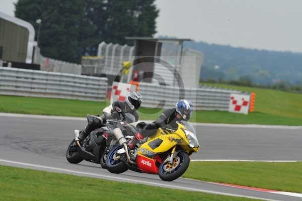 Motorcycle action photographs;Ty croes;anglesey;anglesey photographs;event digital images;eventdigitalimages;no limits trackday;peter wileman photography;trac mon;trackday;trackday digital images;trackday photos