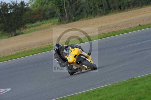 Motorcycle action photographs;Ty croes;anglesey;anglesey photographs;event digital images;eventdigitalimages;no limits trackday;peter wileman photography;trac mon;trackday;trackday digital images;trackday photos