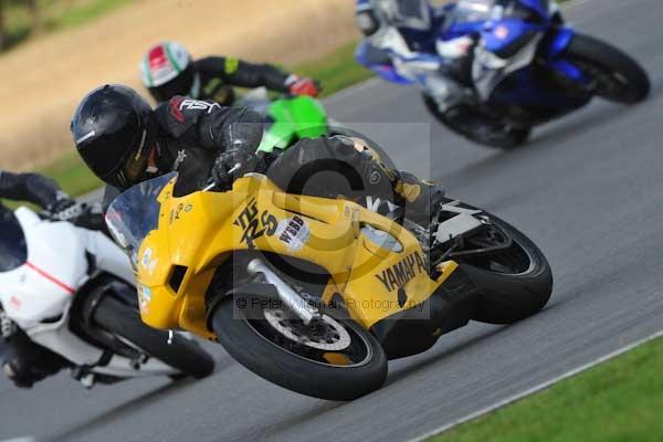 Motorcycle action photographs;Ty croes;anglesey;anglesey photographs;event digital images;eventdigitalimages;no limits trackday;peter wileman photography;trac mon;trackday;trackday digital images;trackday photos