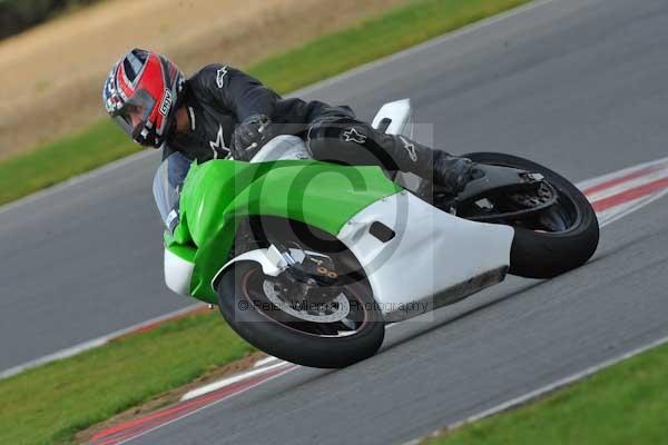 Motorcycle action photographs;Ty croes;anglesey;anglesey photographs;event digital images;eventdigitalimages;no limits trackday;peter wileman photography;trac mon;trackday;trackday digital images;trackday photos
