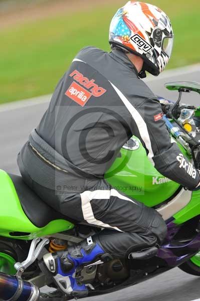 Motorcycle action photographs;Ty croes;anglesey;anglesey photographs;event digital images;eventdigitalimages;no limits trackday;peter wileman photography;trac mon;trackday;trackday digital images;trackday photos