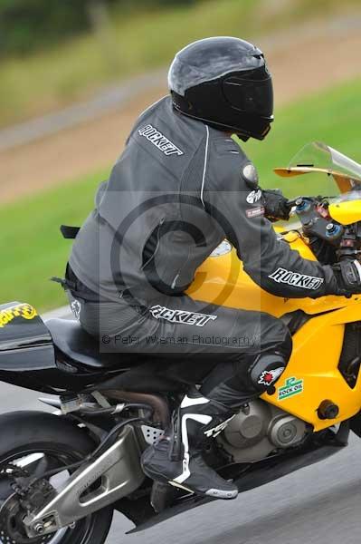 Motorcycle action photographs;Ty croes;anglesey;anglesey photographs;event digital images;eventdigitalimages;no limits trackday;peter wileman photography;trac mon;trackday;trackday digital images;trackday photos