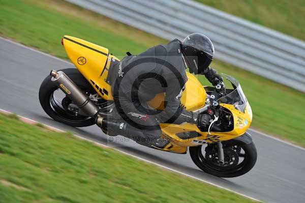 Motorcycle action photographs;Ty croes;anglesey;anglesey photographs;event digital images;eventdigitalimages;no limits trackday;peter wileman photography;trac mon;trackday;trackday digital images;trackday photos