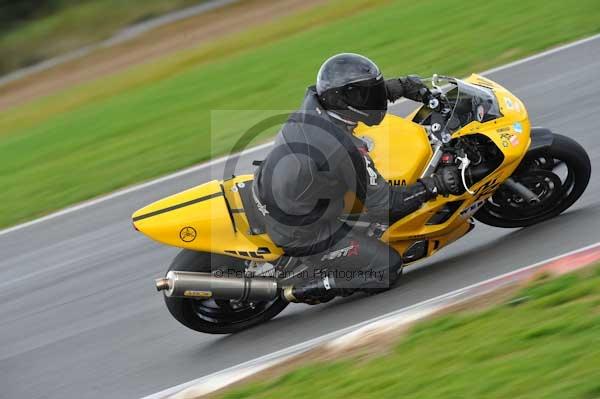 Motorcycle action photographs;Ty croes;anglesey;anglesey photographs;event digital images;eventdigitalimages;no limits trackday;peter wileman photography;trac mon;trackday;trackday digital images;trackday photos