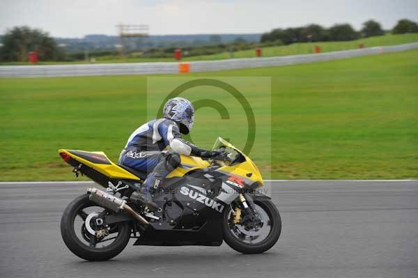 Motorcycle action photographs;Ty croes;anglesey;anglesey photographs;event digital images;eventdigitalimages;no limits trackday;peter wileman photography;trac mon;trackday;trackday digital images;trackday photos