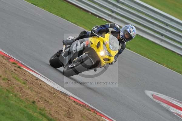 Motorcycle action photographs;Ty croes;anglesey;anglesey photographs;event digital images;eventdigitalimages;no limits trackday;peter wileman photography;trac mon;trackday;trackday digital images;trackday photos