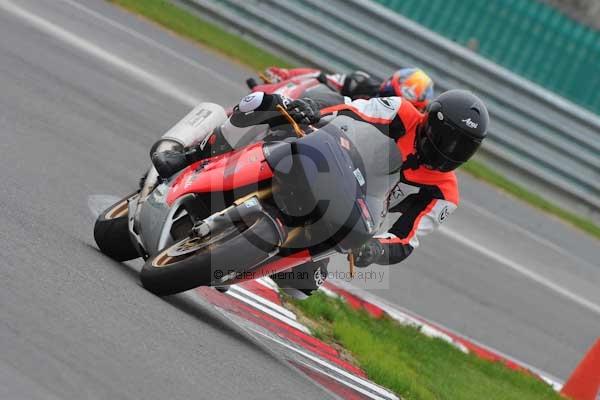 Motorcycle action photographs;Ty croes;anglesey;anglesey photographs;event digital images;eventdigitalimages;no limits trackday;peter wileman photography;trac mon;trackday;trackday digital images;trackday photos