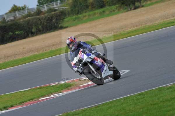 Motorcycle action photographs;Ty croes;anglesey;anglesey photographs;event digital images;eventdigitalimages;no limits trackday;peter wileman photography;trac mon;trackday;trackday digital images;trackday photos