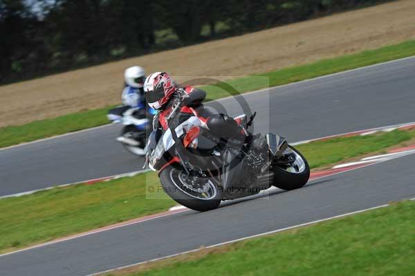 Motorcycle action photographs;Ty croes;anglesey;anglesey photographs;event digital images;eventdigitalimages;no limits trackday;peter wileman photography;trac mon;trackday;trackday digital images;trackday photos
