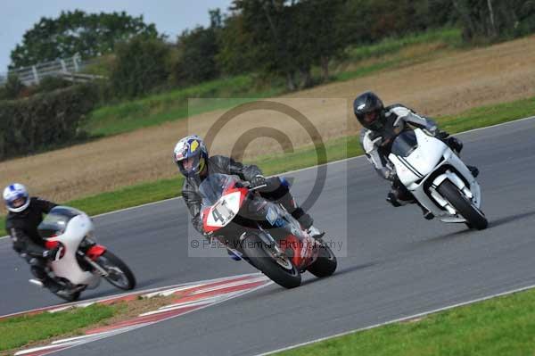 Motorcycle action photographs;Ty croes;anglesey;anglesey photographs;event digital images;eventdigitalimages;no limits trackday;peter wileman photography;trac mon;trackday;trackday digital images;trackday photos