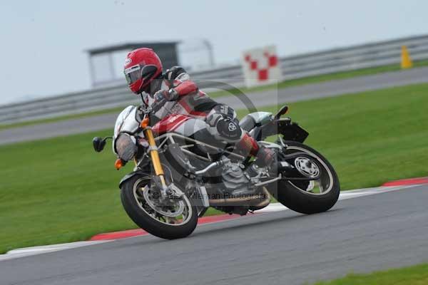 Motorcycle action photographs;Ty croes;anglesey;anglesey photographs;event digital images;eventdigitalimages;no limits trackday;peter wileman photography;trac mon;trackday;trackday digital images;trackday photos