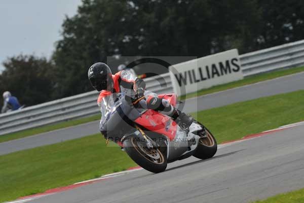 Motorcycle action photographs;Ty croes;anglesey;anglesey photographs;event digital images;eventdigitalimages;no limits trackday;peter wileman photography;trac mon;trackday;trackday digital images;trackday photos