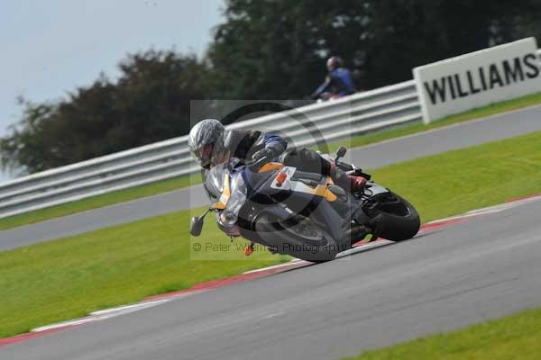 Motorcycle action photographs;Ty croes;anglesey;anglesey photographs;event digital images;eventdigitalimages;no limits trackday;peter wileman photography;trac mon;trackday;trackday digital images;trackday photos
