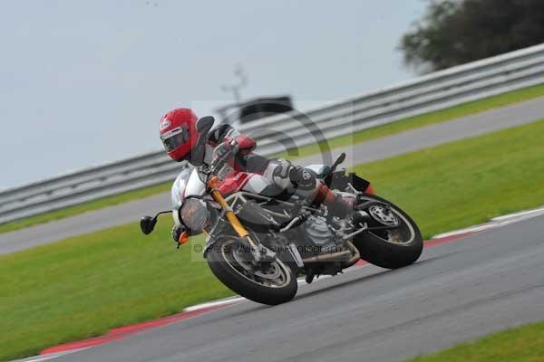 Motorcycle action photographs;Ty croes;anglesey;anglesey photographs;event digital images;eventdigitalimages;no limits trackday;peter wileman photography;trac mon;trackday;trackday digital images;trackday photos