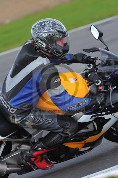Motorcycle action photographs;Ty croes;anglesey;anglesey photographs;event digital images;eventdigitalimages;no limits trackday;peter wileman photography;trac mon;trackday;trackday digital images;trackday photos