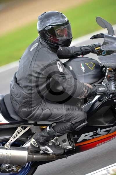 Motorcycle action photographs;Ty croes;anglesey;anglesey photographs;event digital images;eventdigitalimages;no limits trackday;peter wileman photography;trac mon;trackday;trackday digital images;trackday photos