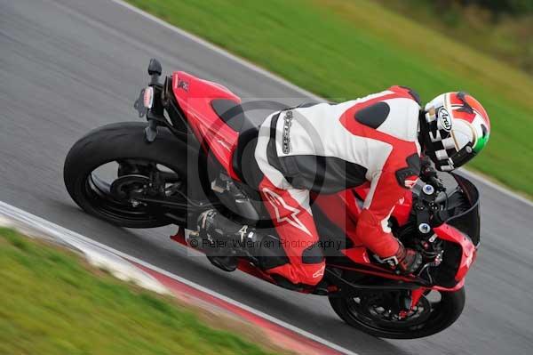 Motorcycle action photographs;Ty croes;anglesey;anglesey photographs;event digital images;eventdigitalimages;no limits trackday;peter wileman photography;trac mon;trackday;trackday digital images;trackday photos