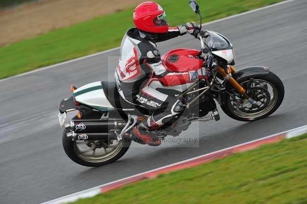 Motorcycle action photographs;Ty croes;anglesey;anglesey photographs;event digital images;eventdigitalimages;no limits trackday;peter wileman photography;trac mon;trackday;trackday digital images;trackday photos