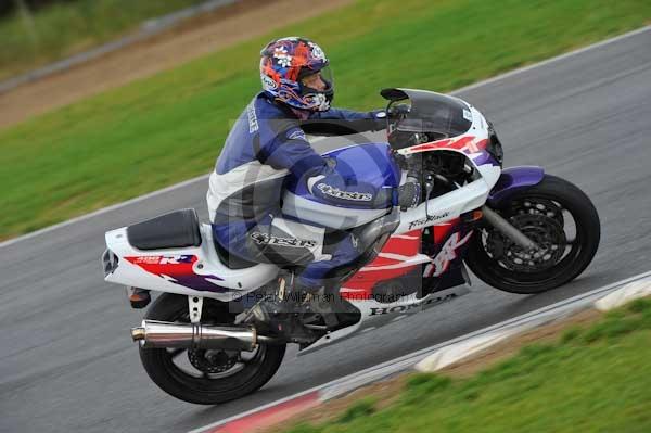 Motorcycle action photographs;Ty croes;anglesey;anglesey photographs;event digital images;eventdigitalimages;no limits trackday;peter wileman photography;trac mon;trackday;trackday digital images;trackday photos