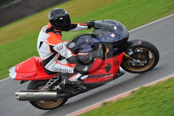 Motorcycle action photographs;Ty croes;anglesey;anglesey photographs;event digital images;eventdigitalimages;no limits trackday;peter wileman photography;trac mon;trackday;trackday digital images;trackday photos