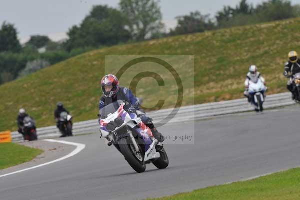 Motorcycle action photographs;Ty croes;anglesey;anglesey photographs;event digital images;eventdigitalimages;no limits trackday;peter wileman photography;trac mon;trackday;trackday digital images;trackday photos