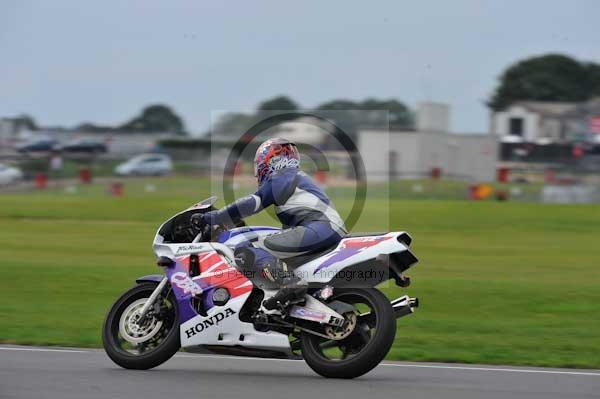 Motorcycle action photographs;Ty croes;anglesey;anglesey photographs;event digital images;eventdigitalimages;no limits trackday;peter wileman photography;trac mon;trackday;trackday digital images;trackday photos