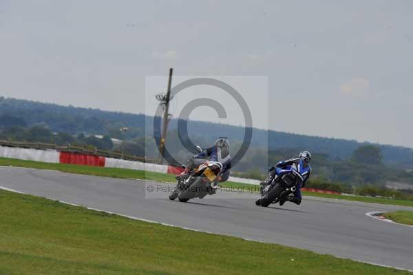 Motorcycle action photographs;Ty croes;anglesey;anglesey photographs;event digital images;eventdigitalimages;no limits trackday;peter wileman photography;trac mon;trackday;trackday digital images;trackday photos