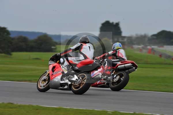 Motorcycle action photographs;Ty croes;anglesey;anglesey photographs;event digital images;eventdigitalimages;no limits trackday;peter wileman photography;trac mon;trackday;trackday digital images;trackday photos