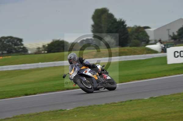 Motorcycle action photographs;Ty croes;anglesey;anglesey photographs;event digital images;eventdigitalimages;no limits trackday;peter wileman photography;trac mon;trackday;trackday digital images;trackday photos