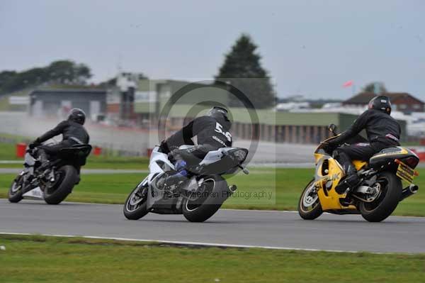 Motorcycle action photographs;Ty croes;anglesey;anglesey photographs;event digital images;eventdigitalimages;no limits trackday;peter wileman photography;trac mon;trackday;trackday digital images;trackday photos