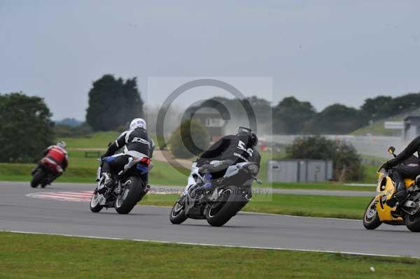 Motorcycle action photographs;Ty croes;anglesey;anglesey photographs;event digital images;eventdigitalimages;no limits trackday;peter wileman photography;trac mon;trackday;trackday digital images;trackday photos