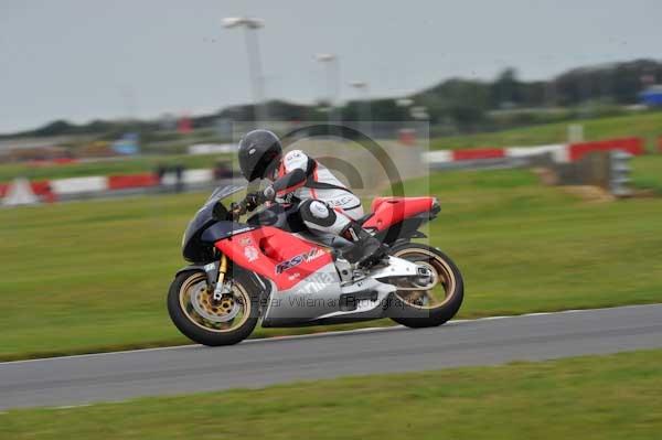 Motorcycle action photographs;Ty croes;anglesey;anglesey photographs;event digital images;eventdigitalimages;no limits trackday;peter wileman photography;trac mon;trackday;trackday digital images;trackday photos
