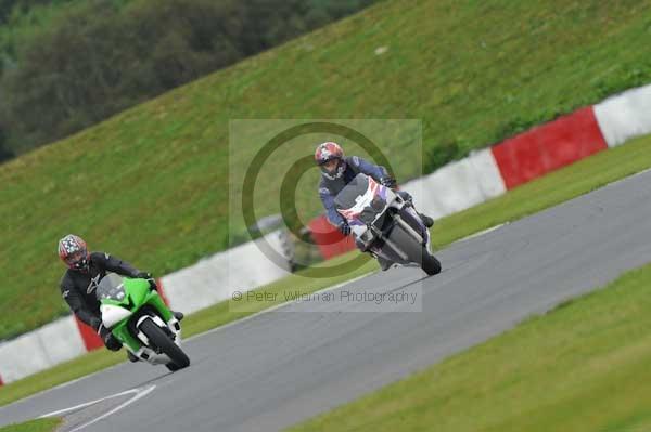 Motorcycle action photographs;Ty croes;anglesey;anglesey photographs;event digital images;eventdigitalimages;no limits trackday;peter wileman photography;trac mon;trackday;trackday digital images;trackday photos