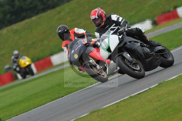 Motorcycle action photographs;Ty croes;anglesey;anglesey photographs;event digital images;eventdigitalimages;no limits trackday;peter wileman photography;trac mon;trackday;trackday digital images;trackday photos